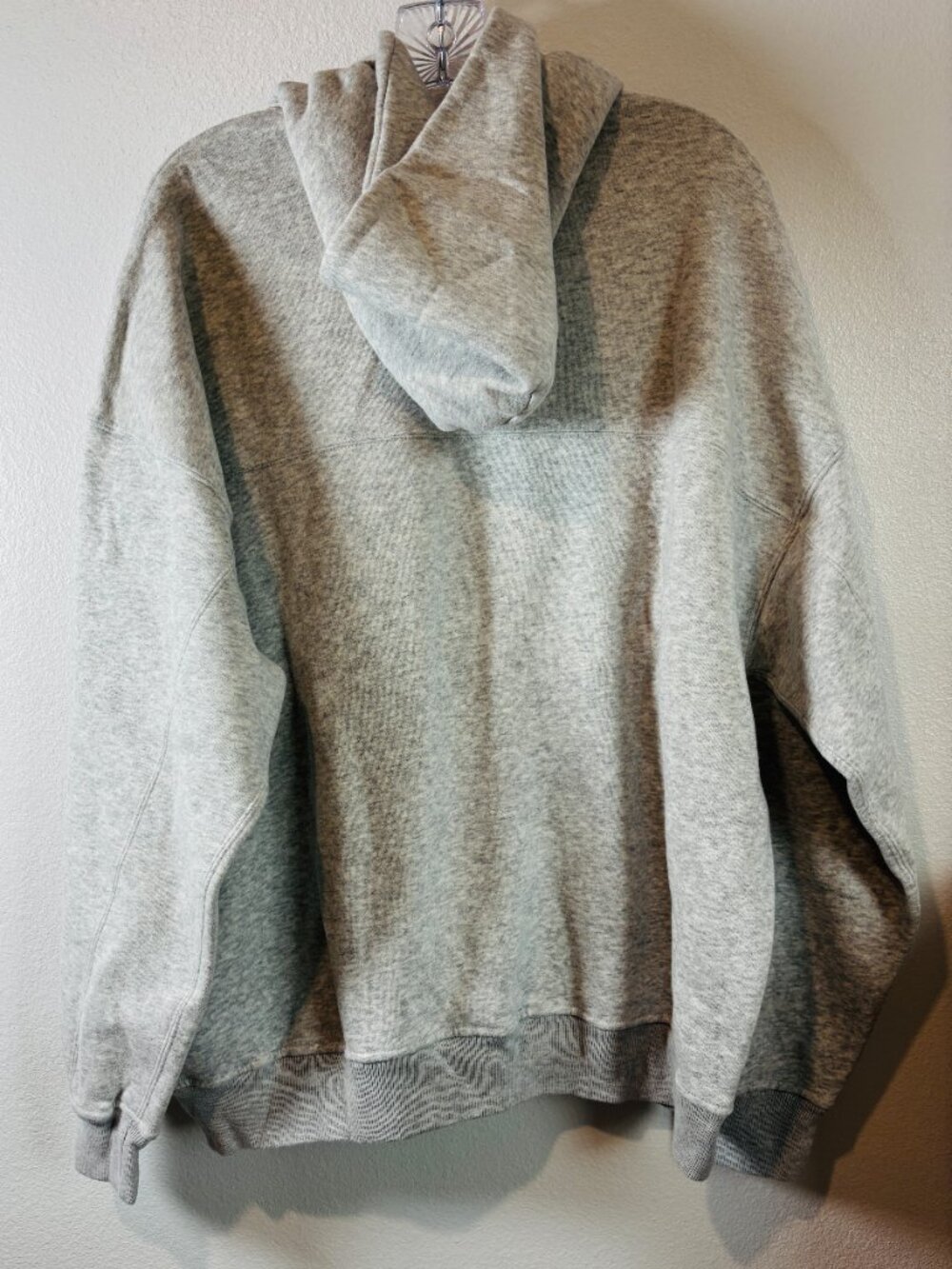 Oversized hoodie for women in size L - Picture 3 of 3